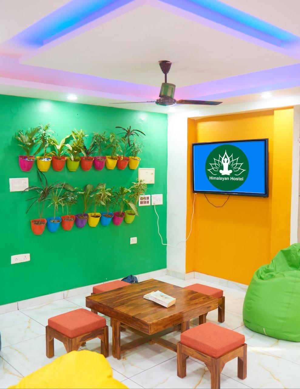 Himalayan Hostel Нью-Дели Экстерьер фото