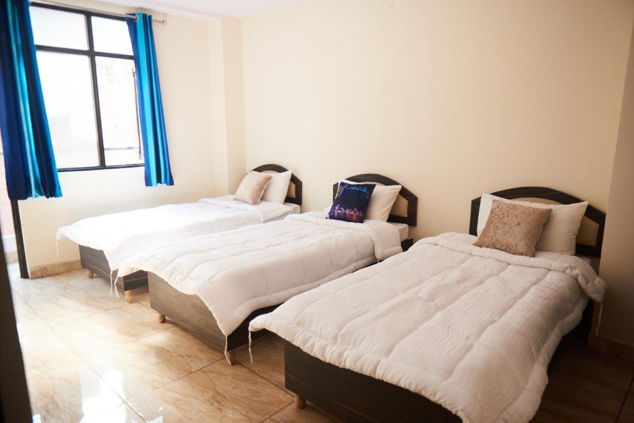 Himalayan Hostel Нью-Дели Экстерьер фото
