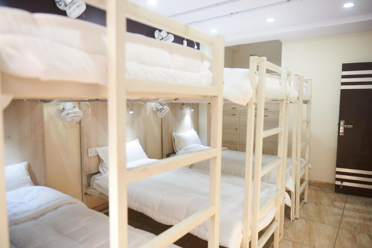 Himalayan Hostel Нью-Дели Экстерьер фото